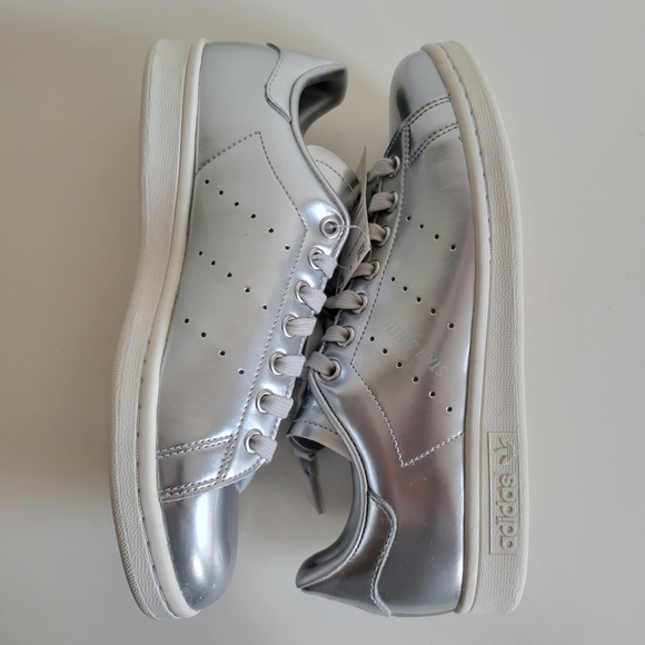 Adidas Stan Smith Silver Metallic Low Top Sneakers Women's Size US8.5 FW5477 - Picture 8 of 14